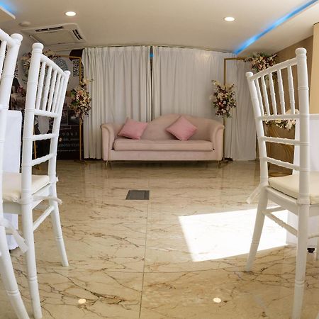 Diamond Star Hotel فندق النجمة الماسية スィーブ エクステリア 写真