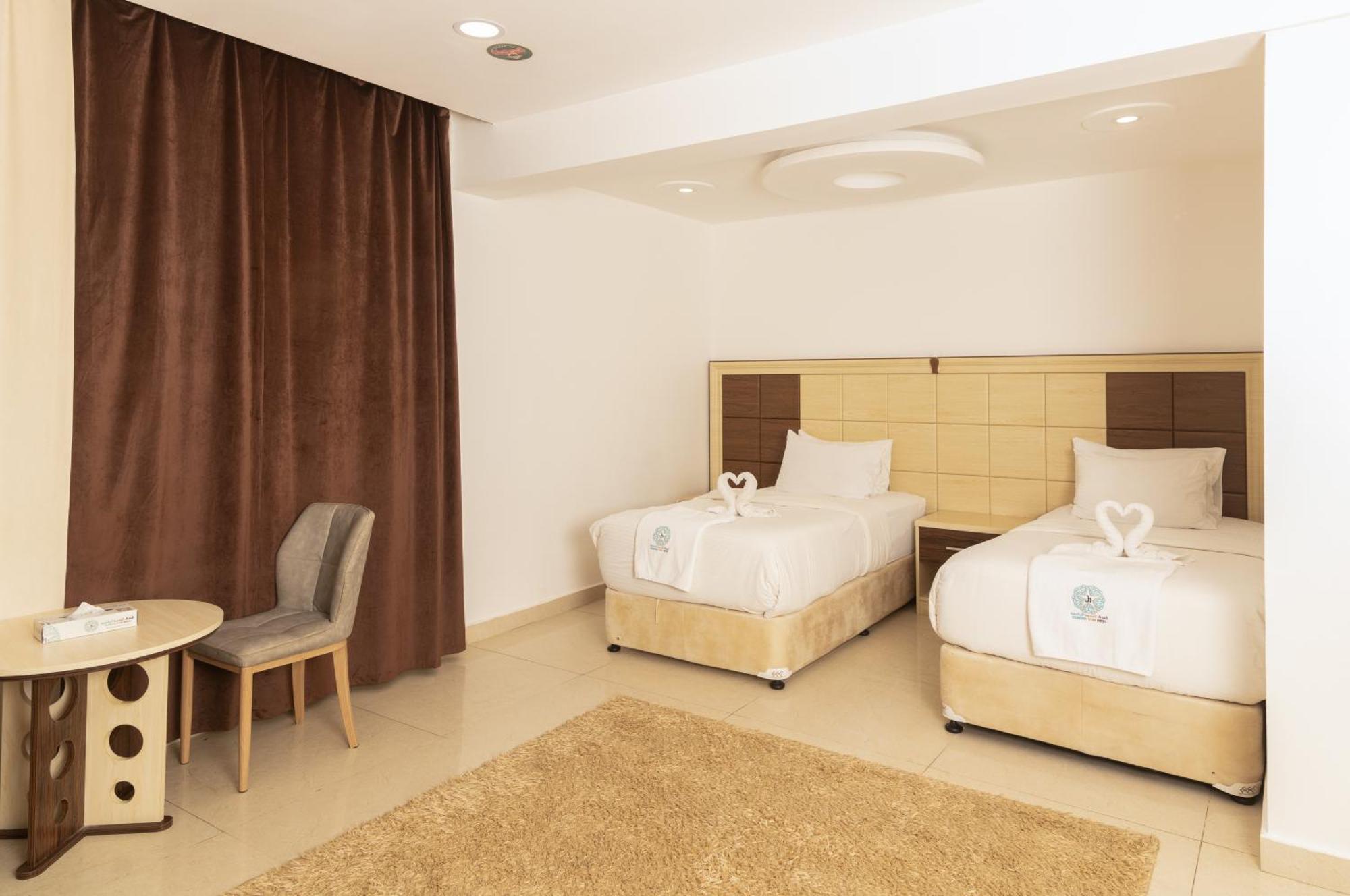 Diamond Star Hotel فندق النجمة الماسية スィーブ エクステリア 写真