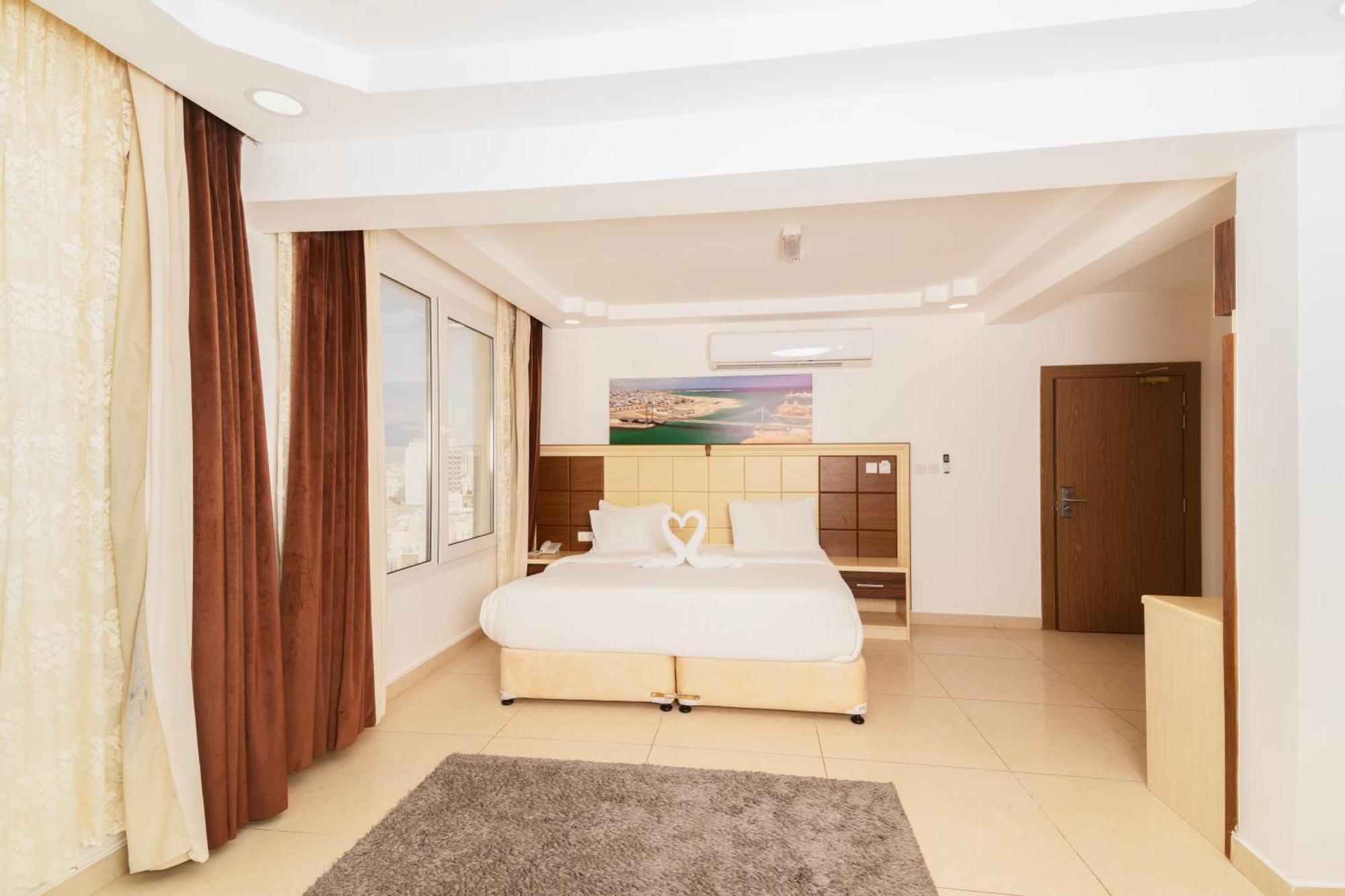 Diamond Star Hotel فندق النجمة الماسية スィーブ エクステリア 写真